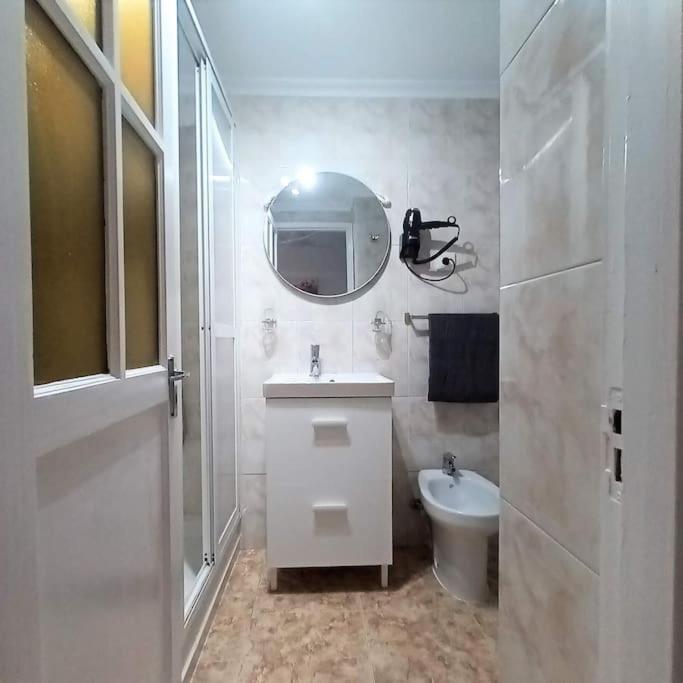 Beachfront Don Paco Apartamento *
