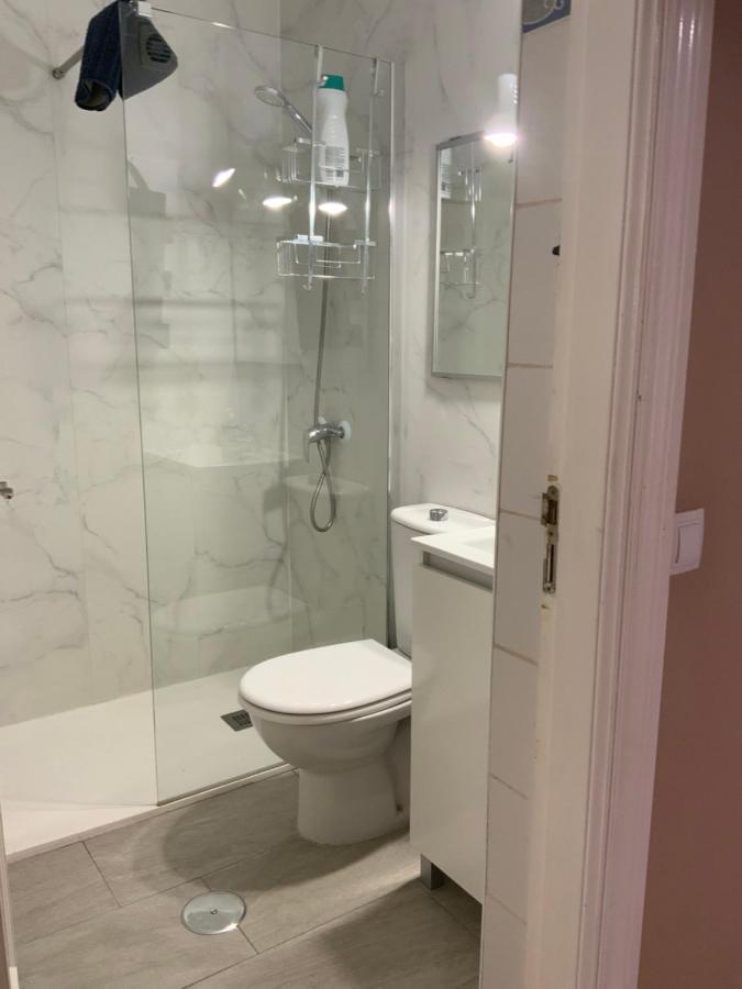 Villa Bahamas Private Heated Pool Close To Town.