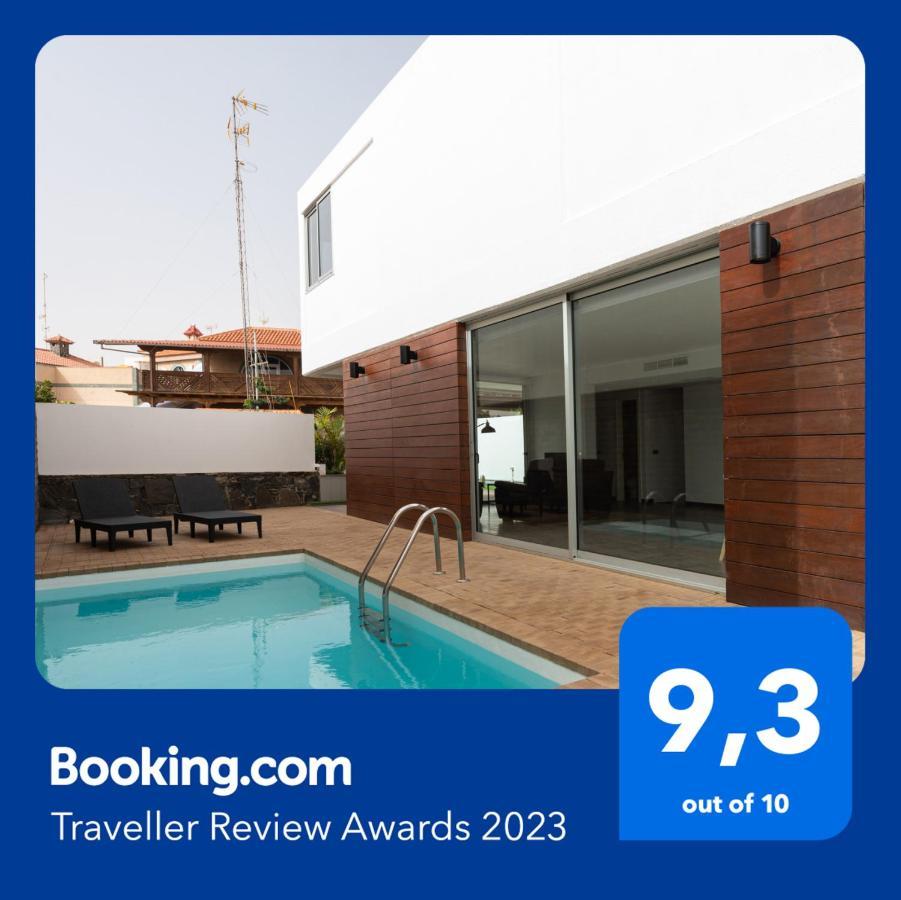 Villa Modern 2br House - Private Pool - Parking