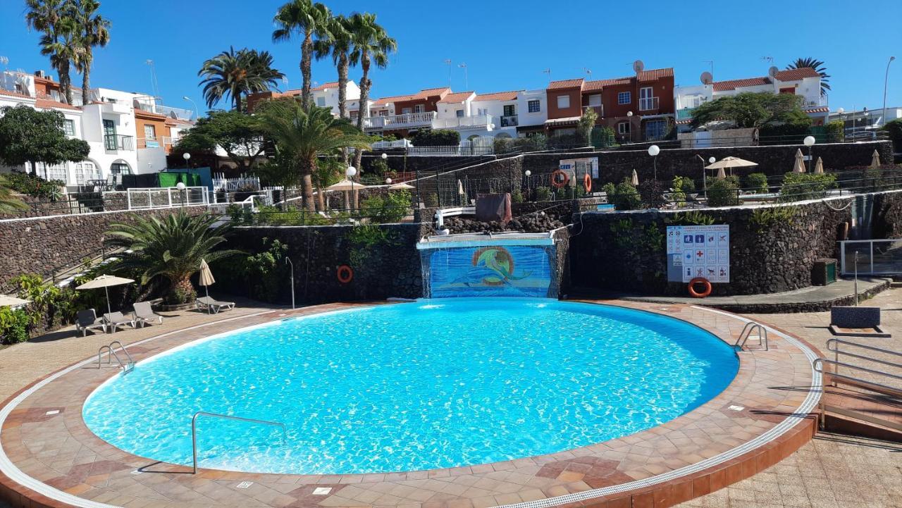 Cielo Azul Intenso Y Sol Radiante En Maspalomas San Bartolomé