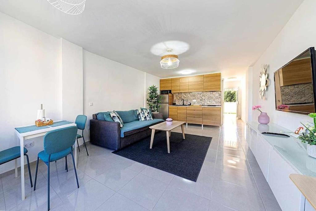 Peka's Place Apartment *