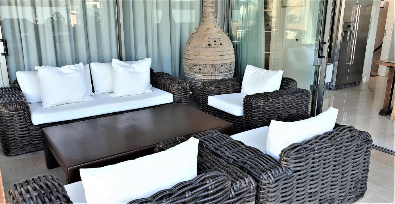 De Luxe 5***** Golf - Piscine Chauffee - Cinema - Billard *