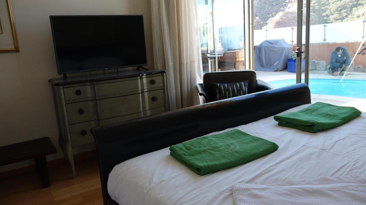 De Luxe 5***** Golf - Piscine Chauffee - Cinema - Billard Villa