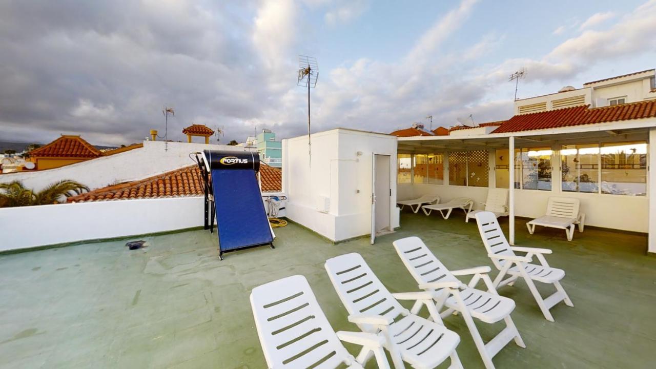Las Buganvillas - 3 Y 3 Banos Privados En Maspalomas Bed and breakfast