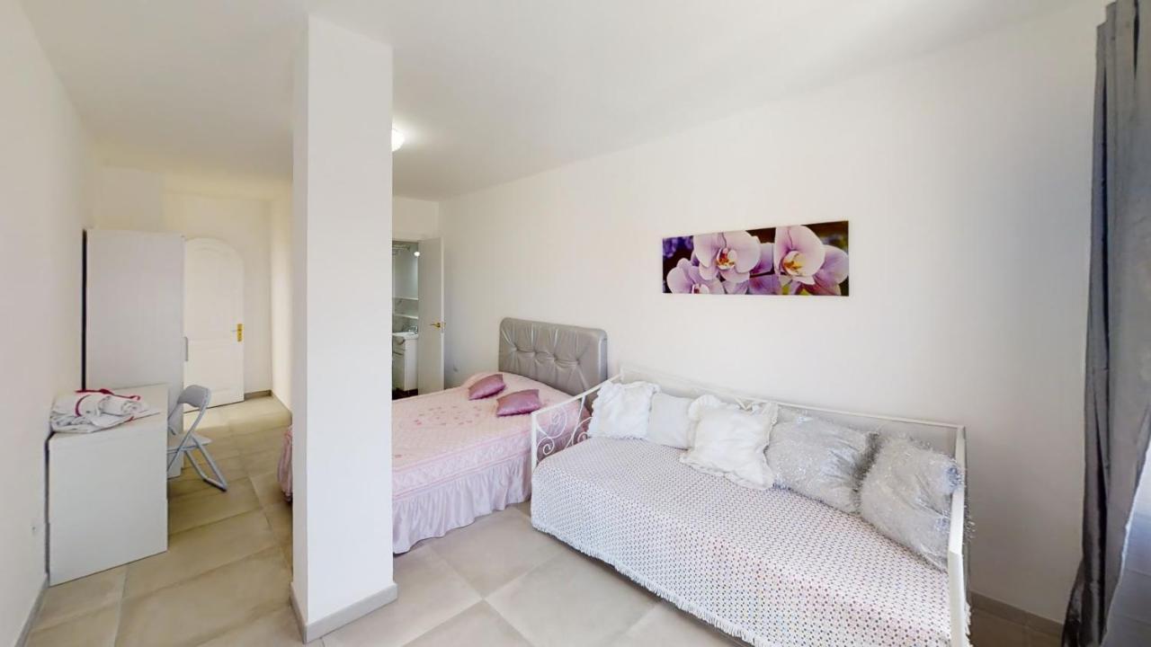Bed and breakfast Las Buganvillas - 3 Y 3 Banos Privados En Maspalomas