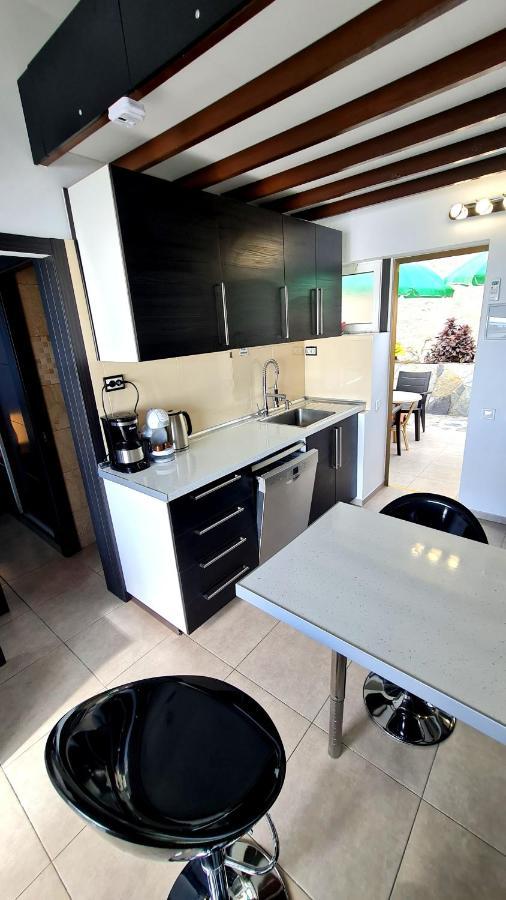 Deluxe Seaview-sunsets !transfe-r Inc! Pool,2aircond,2tv65