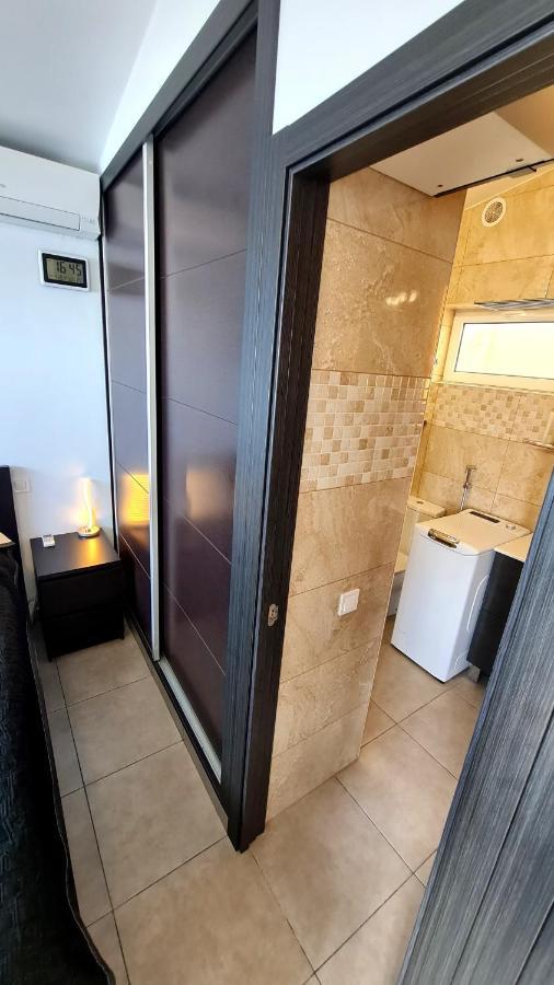 Apartment Deluxe Seaview-sunsets !transfe-r Inc! Pool,2aircond,2tv65