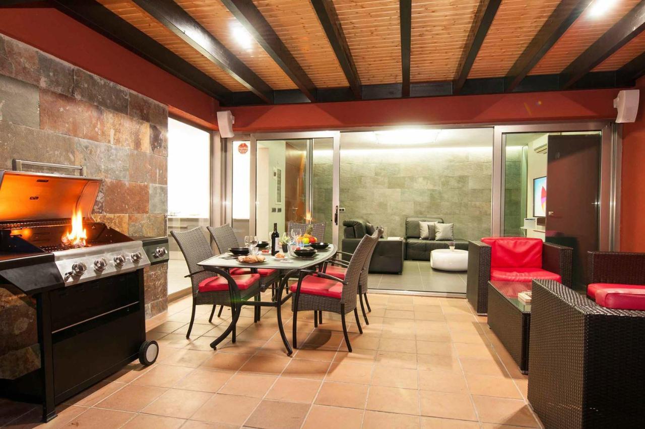 Villa Par 4 20 *