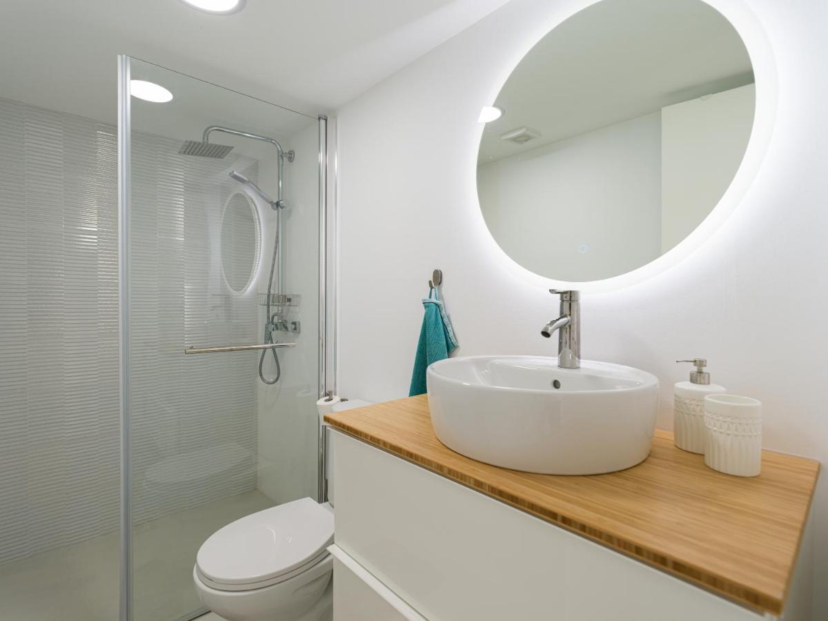 Apartment Aquarium Private Jacuzzi, 3 Bedrooms, Ac And Bikes *