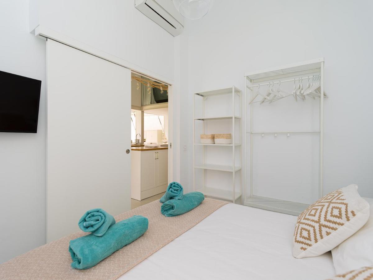 Aquarium Private Jacuzzi, 3 Bedrooms, Ac And Bikes Apartment *