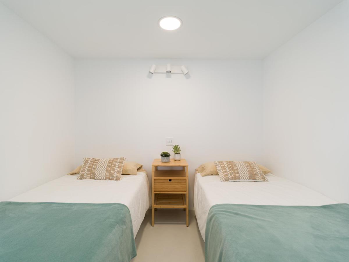 Aquarium Private Jacuzzi, 3 Bedrooms, Ac And Bikes Apartment