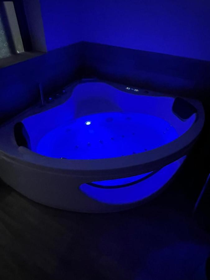 Maspalomas Jacuzzi Bungalow Las Palmas de Gran Canaria
