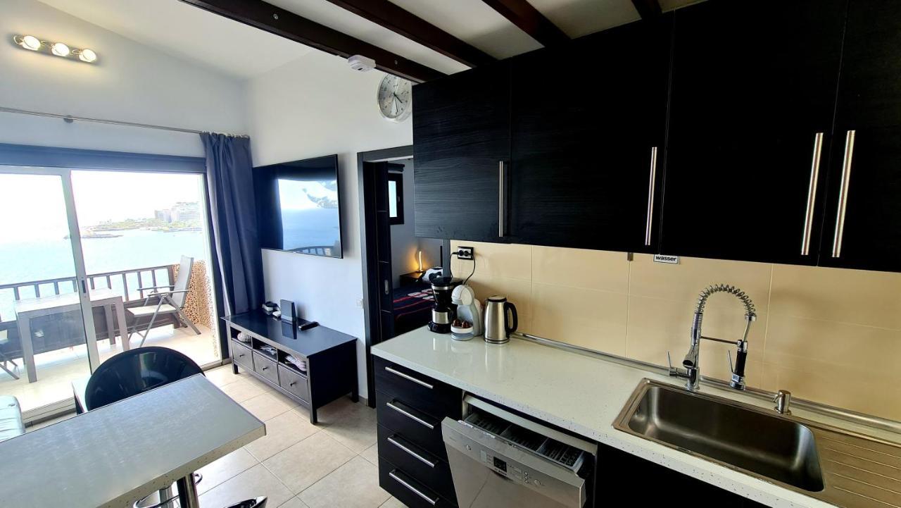 Deluxe Seaview-sunsets !transfe-r Inc! Pool,2aircond,2tv65