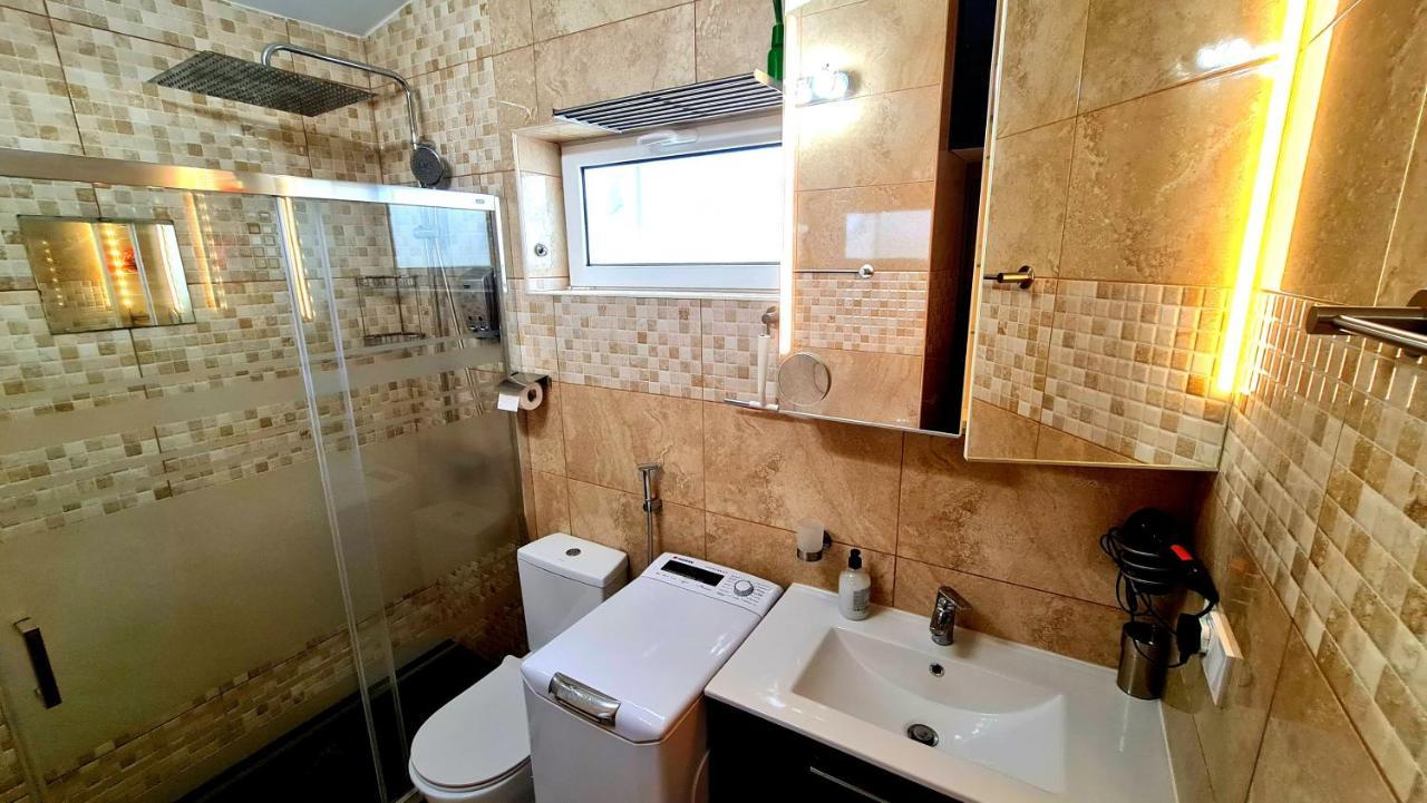Deluxe Seaview-sunsets !transfe-r Inc! Pool,2aircond,2tv65