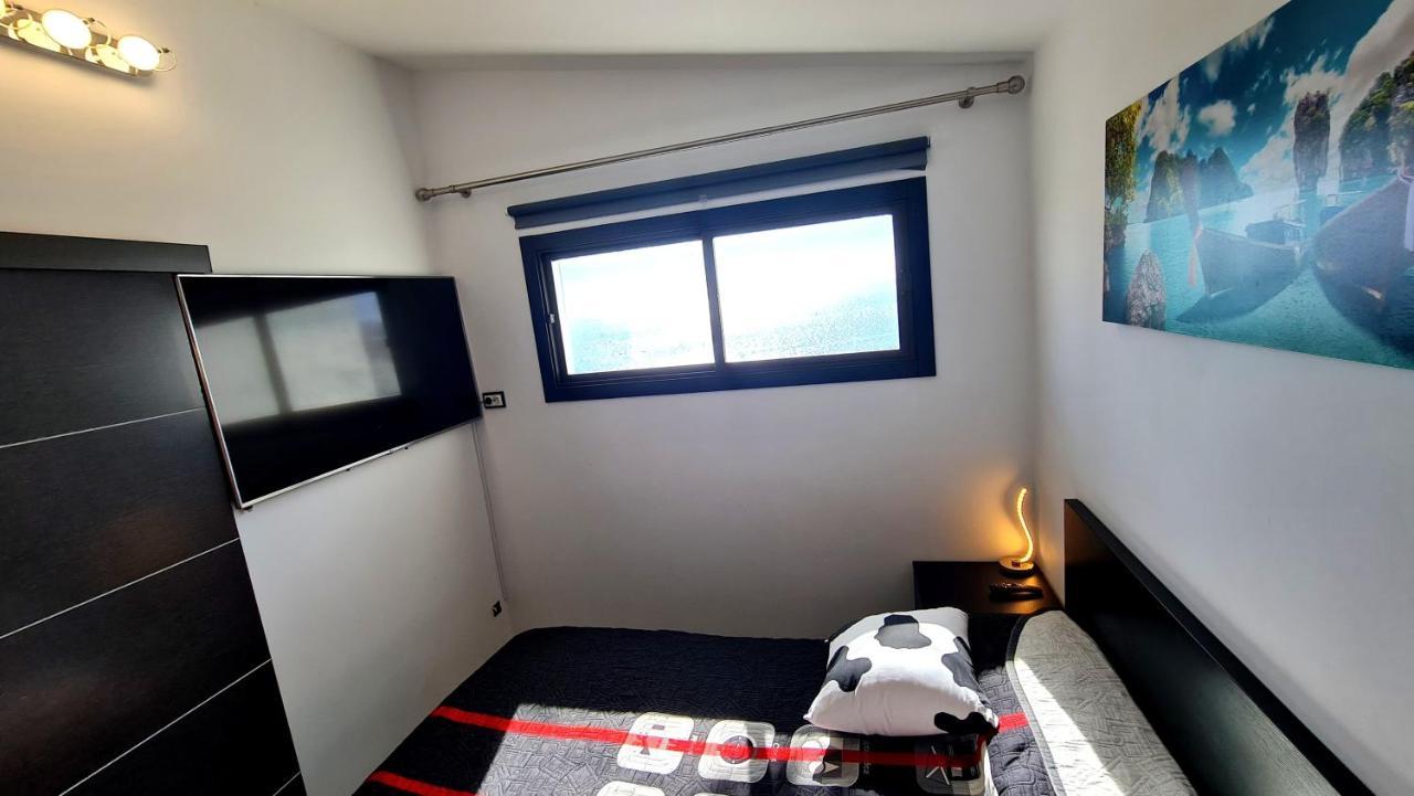 Deluxe Seaview-sunsets !transfe-r Inc! Pool,2aircond,2tv65