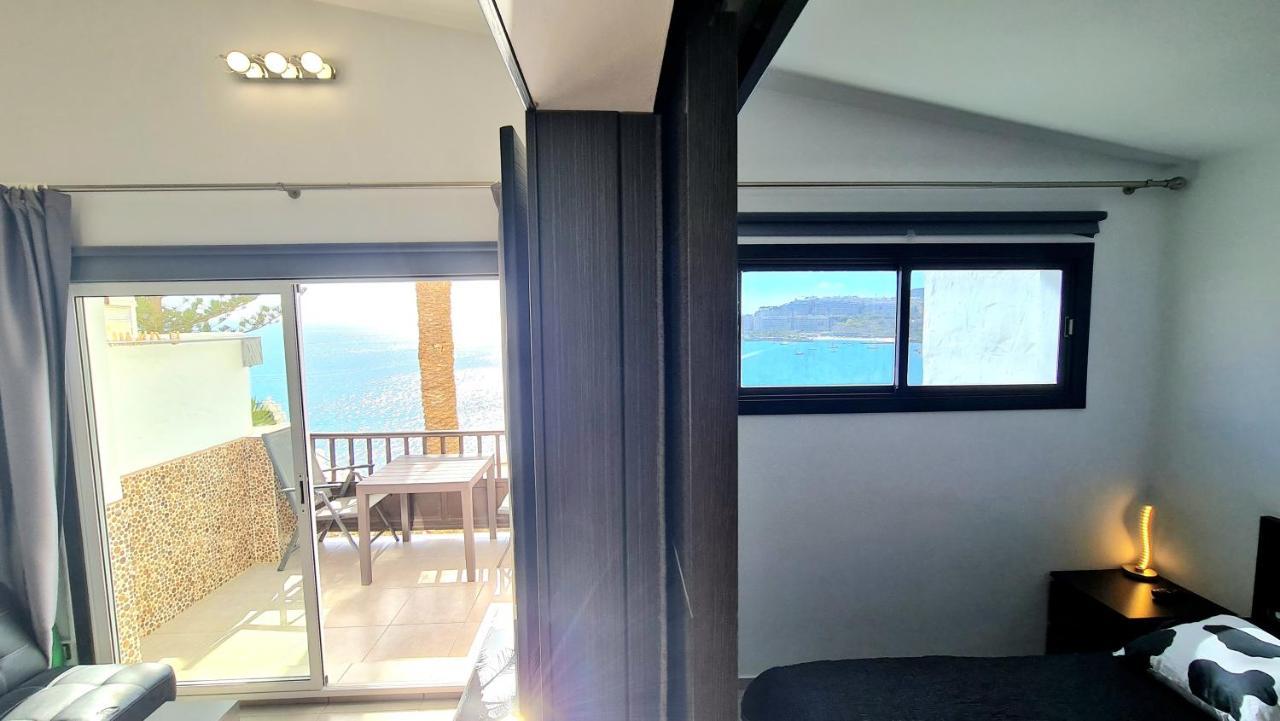 Apartment Deluxe Seaview-sunsets !transfe-r Inc! Pool,2aircond,2tv65