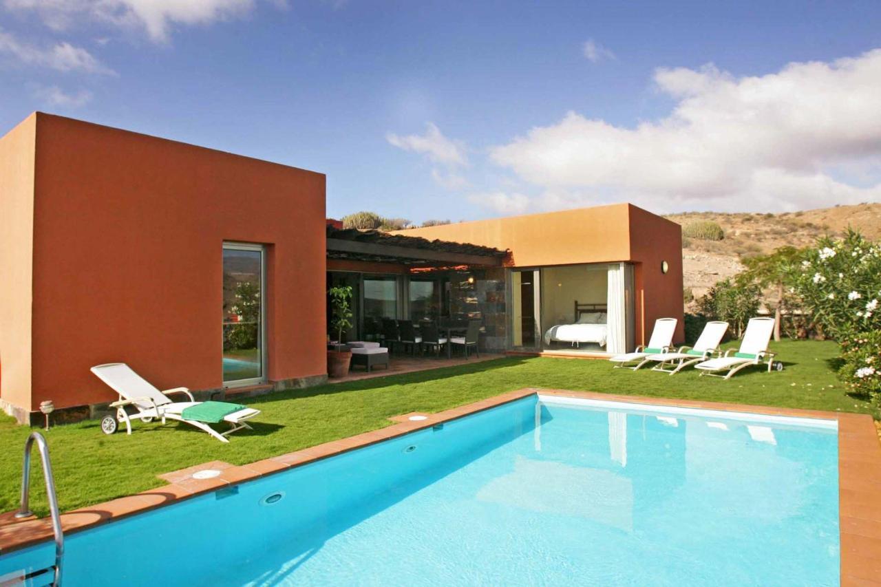 Par 4 21 Villa *