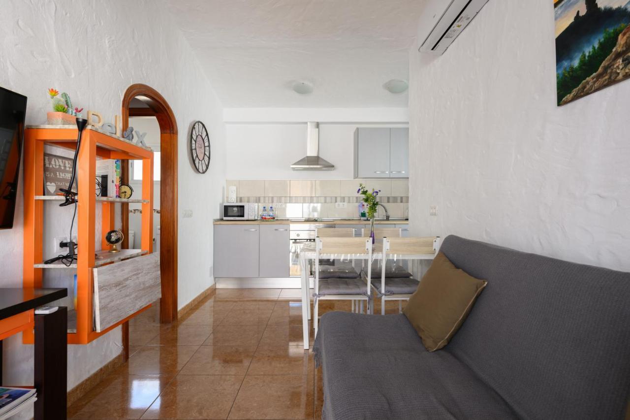 Private Chill-out Terrace - Pool San Bartolomé
