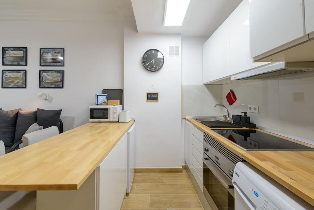 Estudio En Playa De Canteras Appartamento *