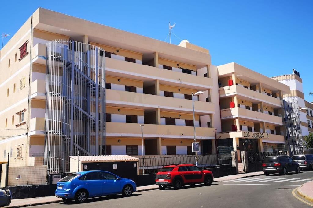 Modernes Mit Poolblick In Top-lage Von * Playa del Inglés