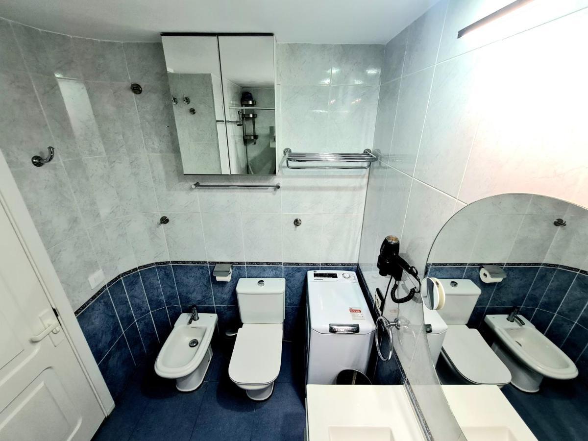 Oceanfront Deluxe-45m, 2 Big Pools,2aircondition, 2tv-65