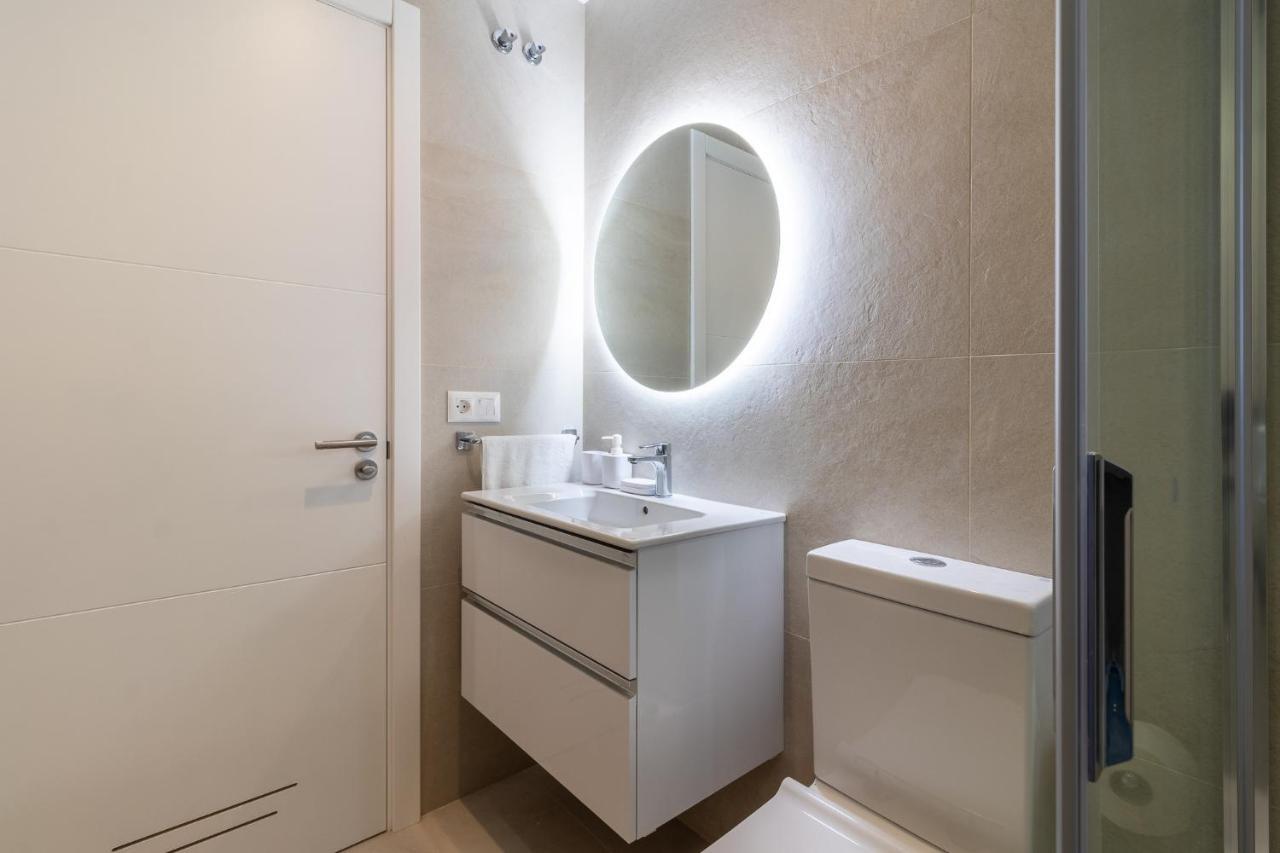 Apartamento Flatguest Viriato - Wifi - Ac - Terraza Compartida
