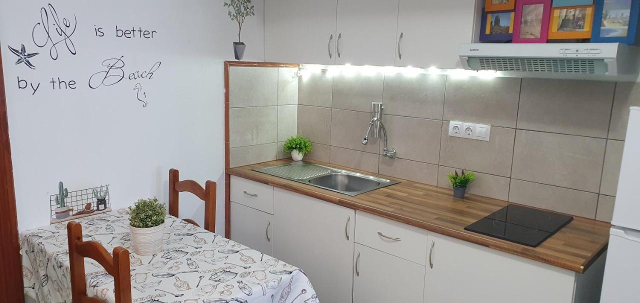 Burero - Comfy - Near Airport & Beaches Appartamento El Burrero