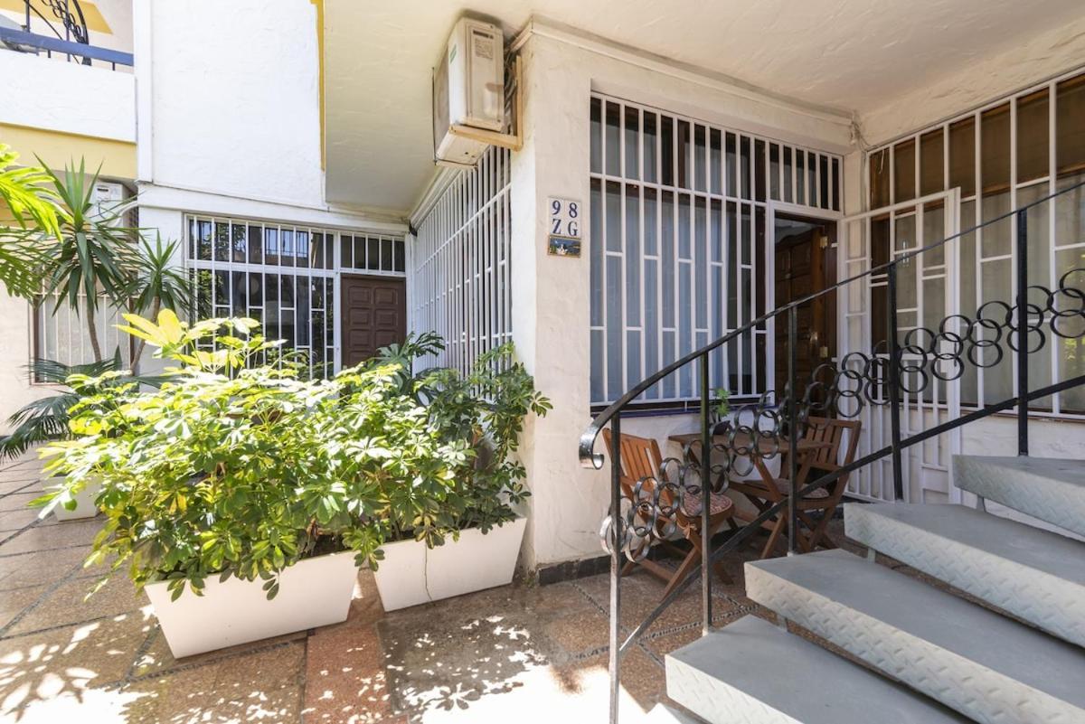 Lightbooking Flores Apartment *