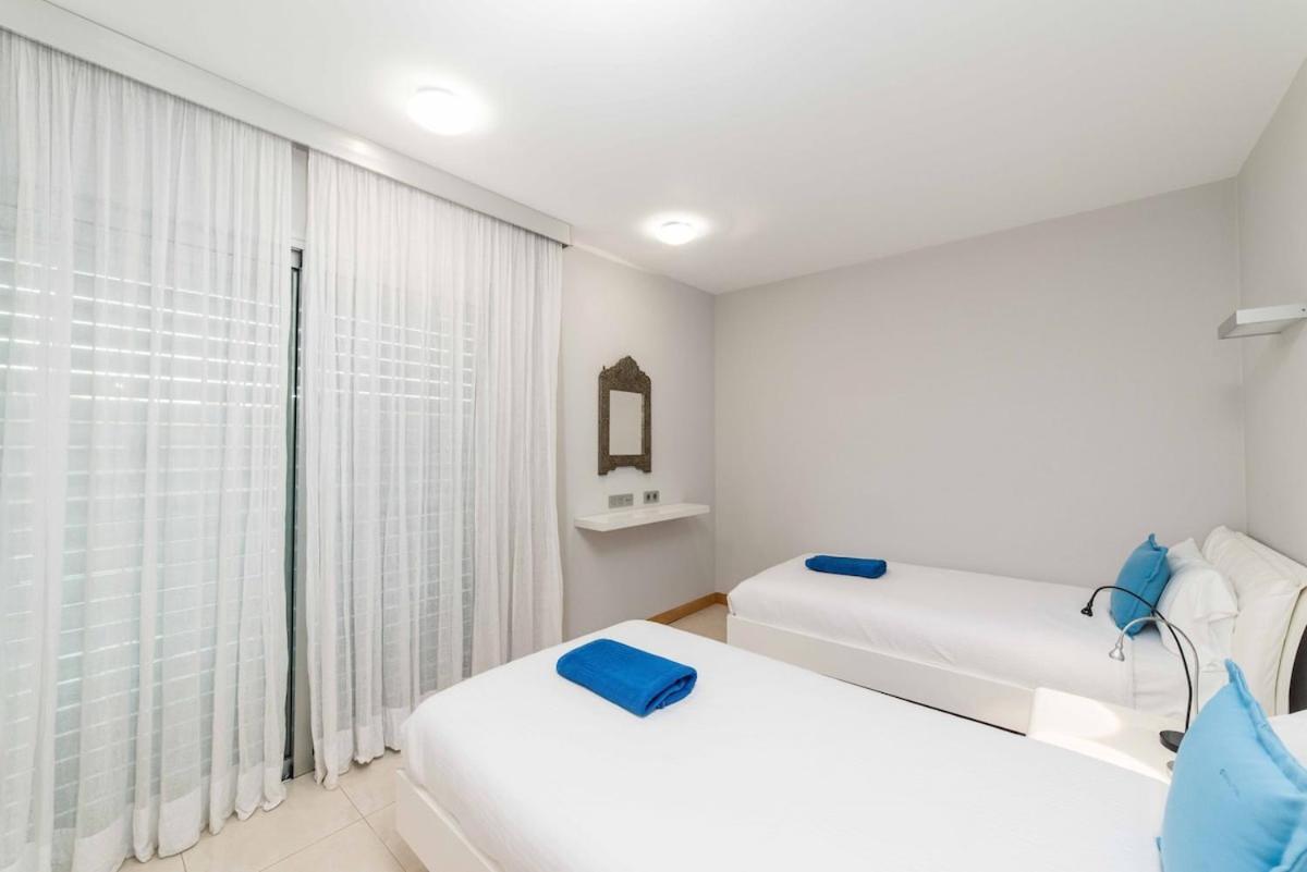 Villa Piscina Privada Independiente Jardín Y Solarium