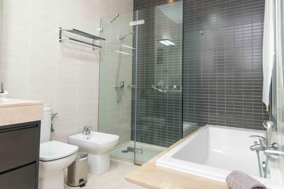 Villa Piscina Privada Independiente Jardín Y Solarium *