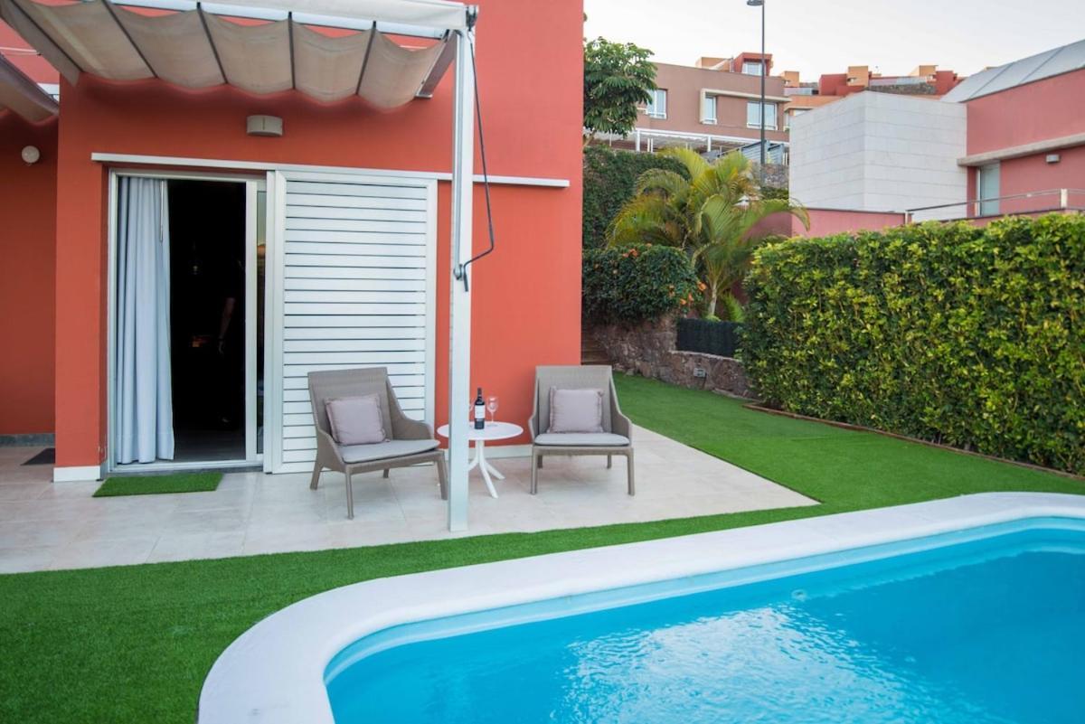 Villa Piscina Privada Independiente Jardín Y Solarium