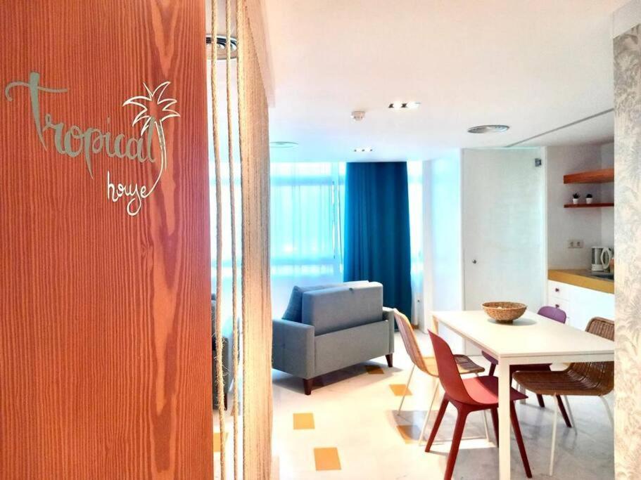 Tropical House Near Beach&yumbo Apartment San Bartolome de Tirajana (Gran Canaria)