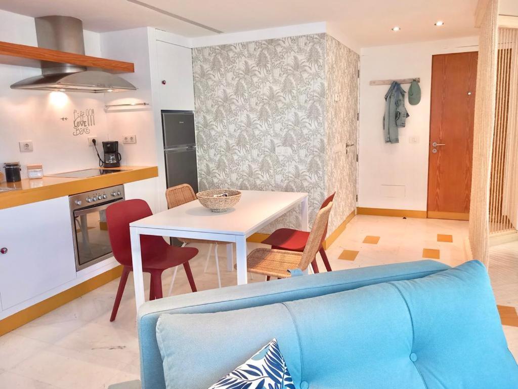 Tropical House Near Beach&yumbo Apartment San Bartolome de Tirajana (Gran Canaria)