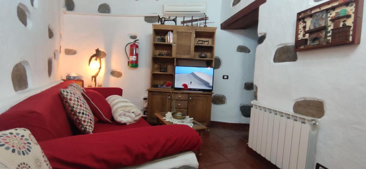 La Casona Del Almendro San Bartolomé