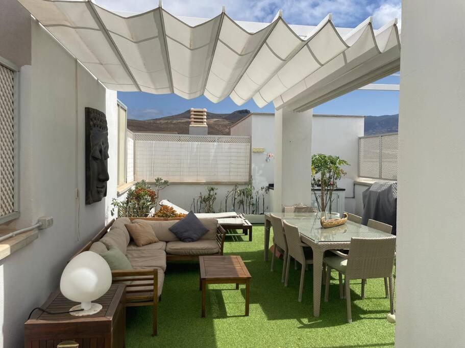 Buddha Penthouse Solarium+pool Apartment Galdar