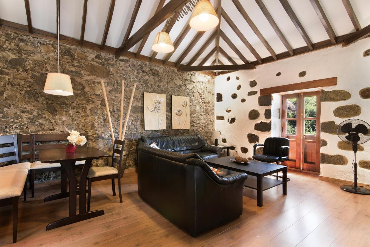 Casa Abuelo Paco Сasa de vacaciones Vega de San Mateo