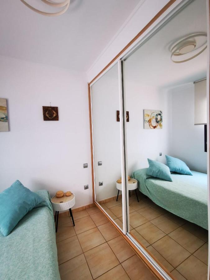 Arara Azul Interior 2 En Apartamento Patalavaca
