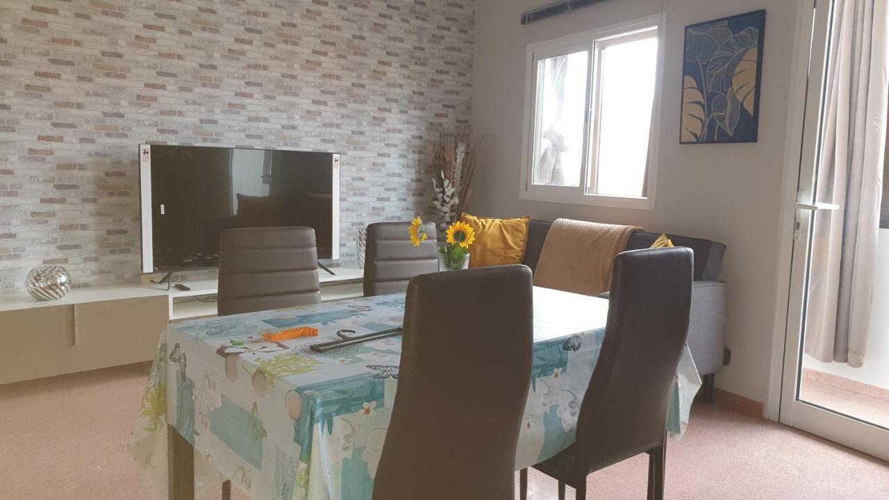 Holiday home Brisamartelde *