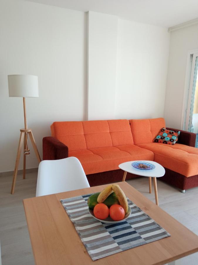 Apartment Sunshine, What Else? *