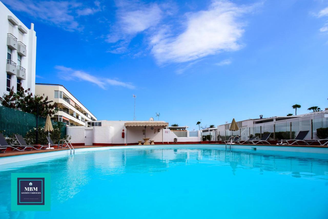 Olga, Playa Del Ingles * Maspalomas (Gran Canaria)
