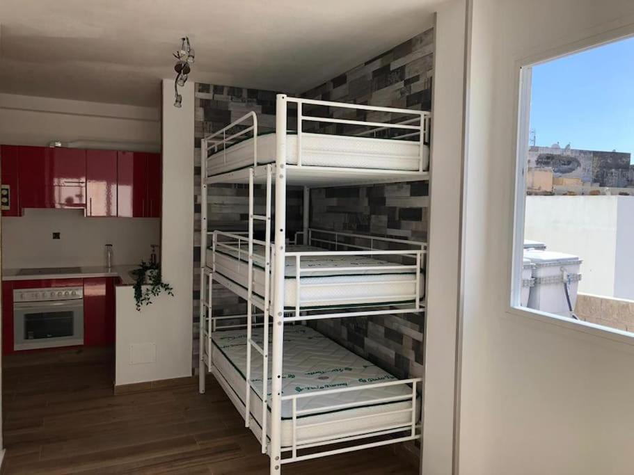 Brigh Loft Dishwaser Surfers&nomads Apartamento