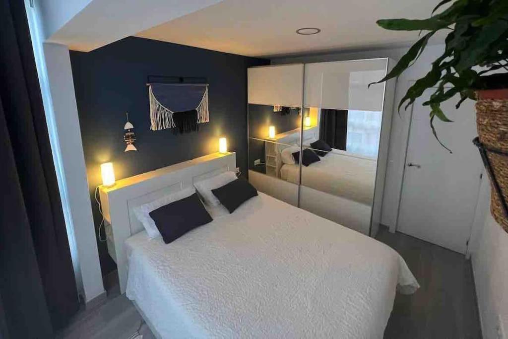 Apartamento Urban Zen Con Terraza Y Jacuzzi Apartment *