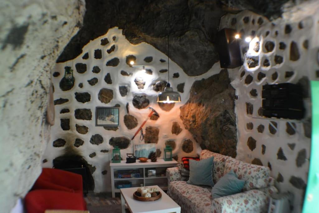 Casa Cueva El Pedregal Tejeda *