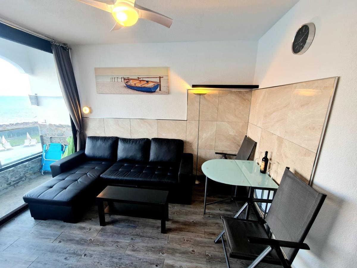 Oceanfront Deluxe-45m, 2 Big Pools,2aircondition, 2tv-65