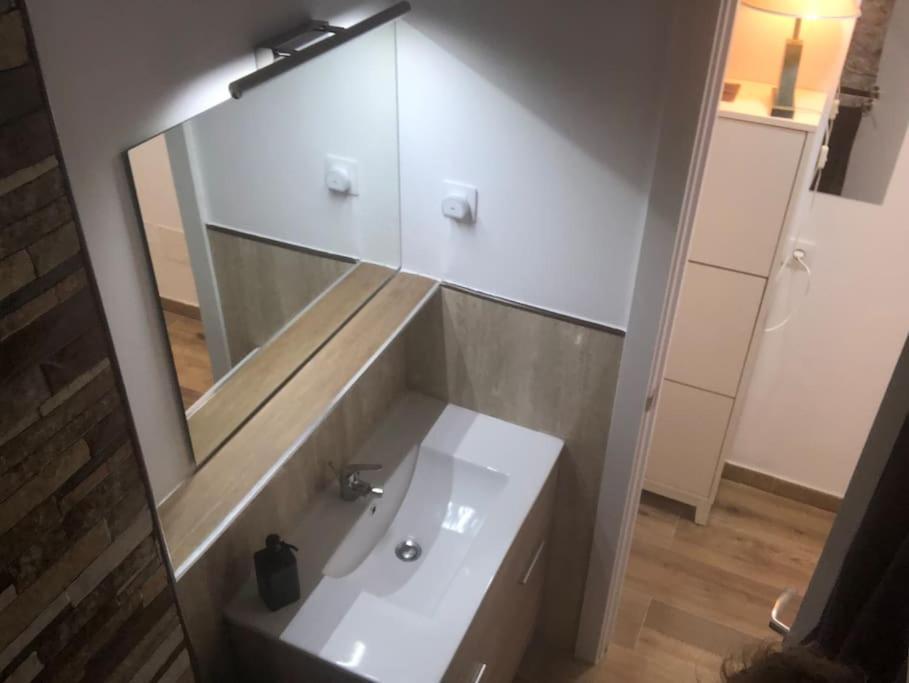Brigh Loft Dishwaser Surfers&nomads Apartamento *