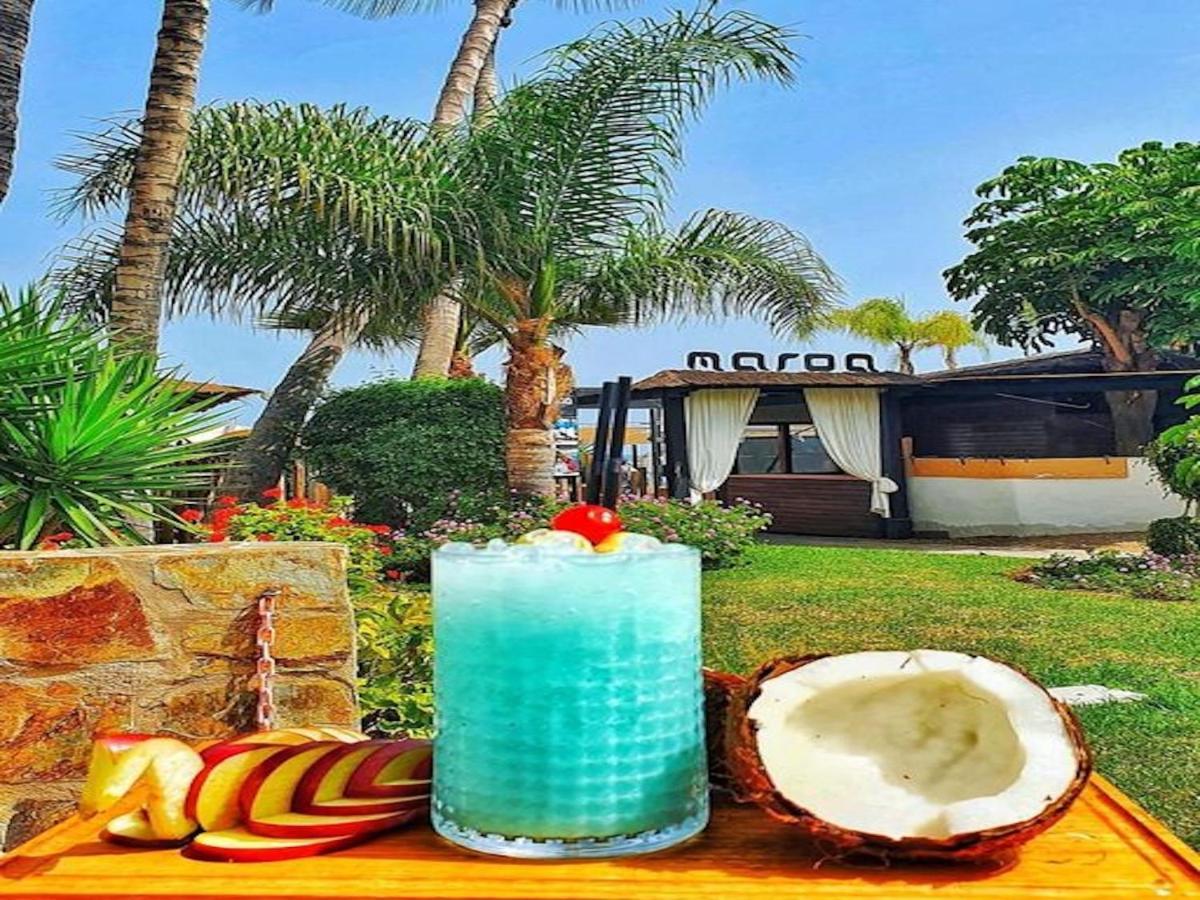 With Jacuzzi And Pool Access Сasa de vacaciones