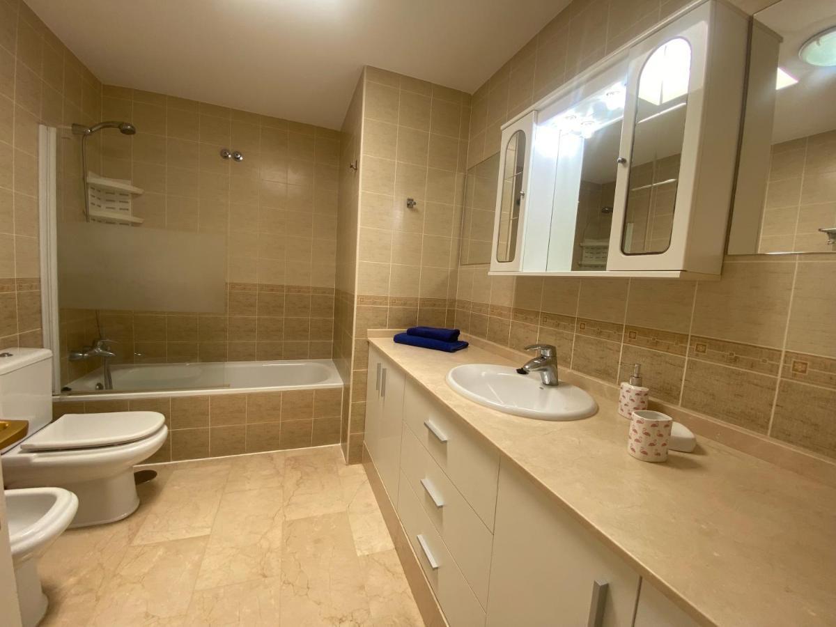 Сasa de vacaciones With Jacuzzi And Pool Access *