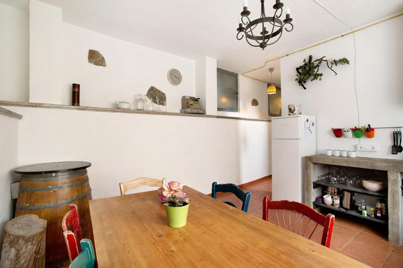 El Alpendre De La Vega 4 Holiday home *