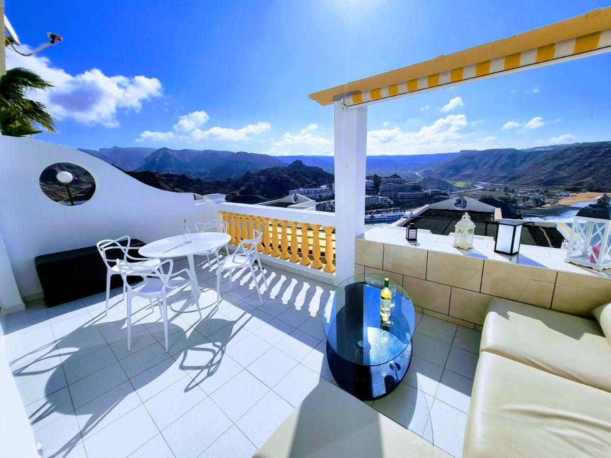 Paradise View *