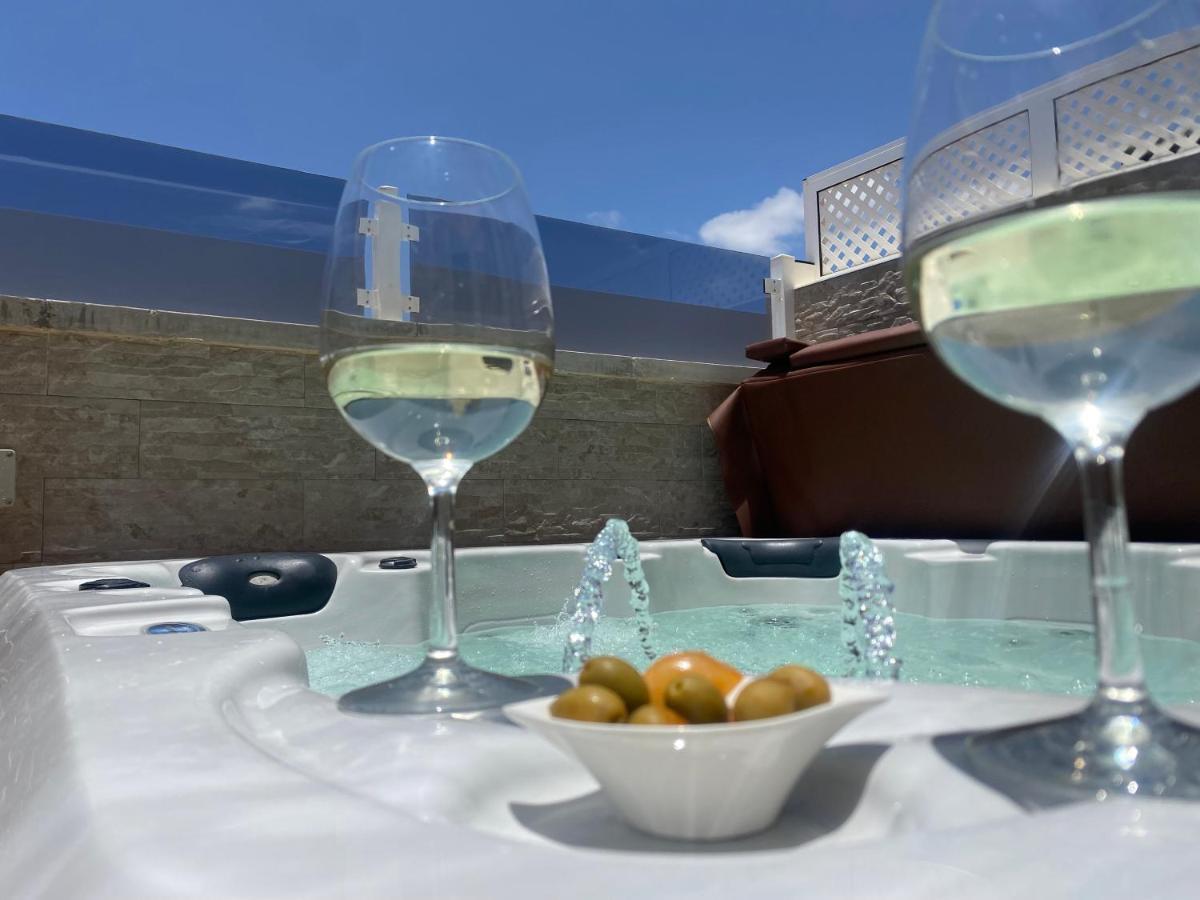 Сasa de vacaciones With Jacuzzi And Pool Access
